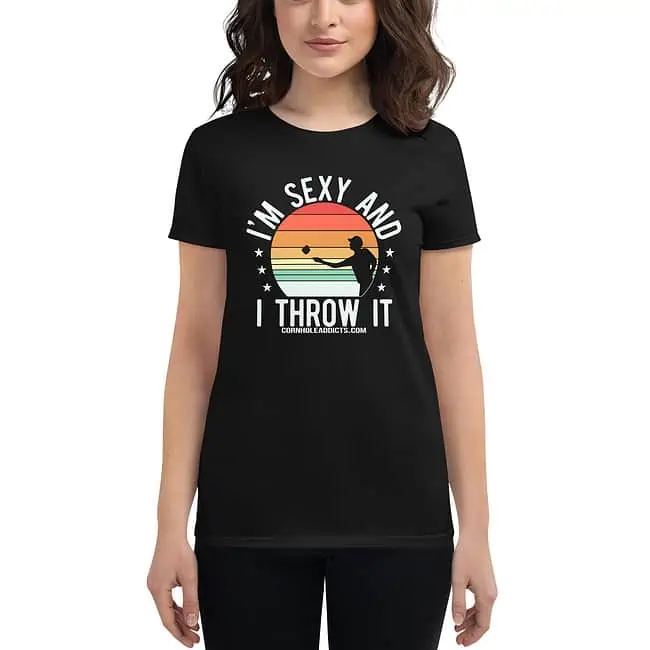 Sexy And I Throw It Women's Fit Tee - Image 2
