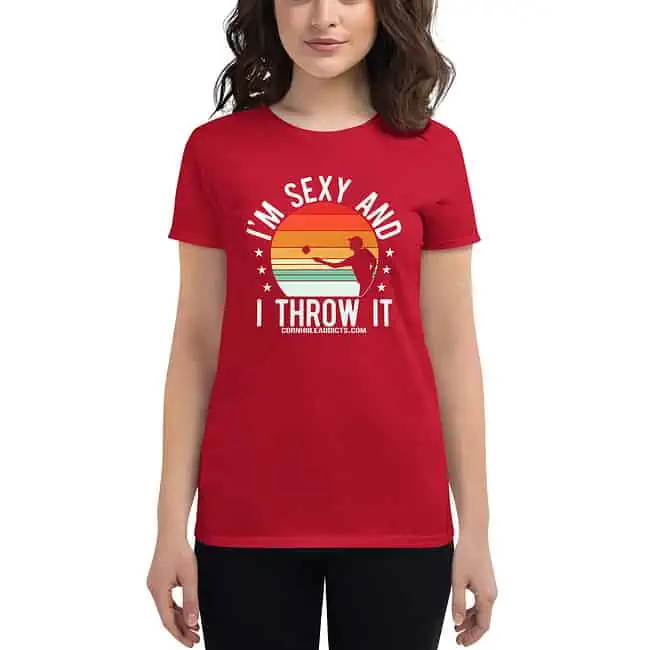 Sexy And I Throw It Women's Fit Tee - Image 4